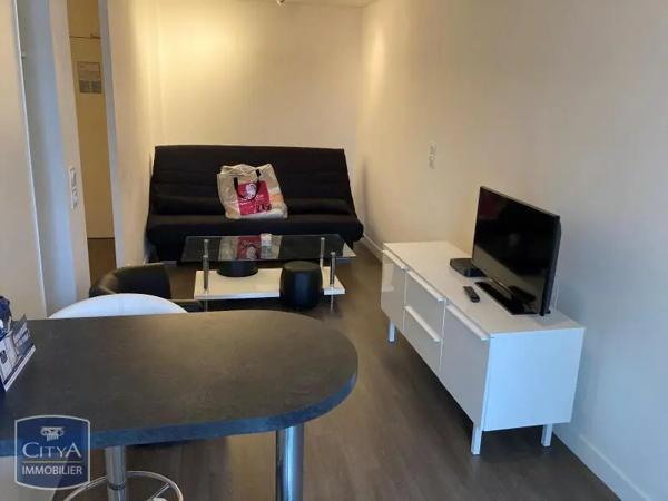 Appartement à louer 1 pièce 26.85m² Tours (37000)
