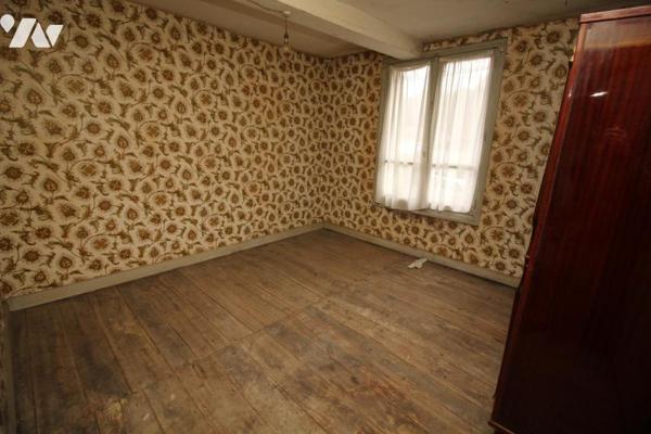 Ensemble immobilier à rénover.