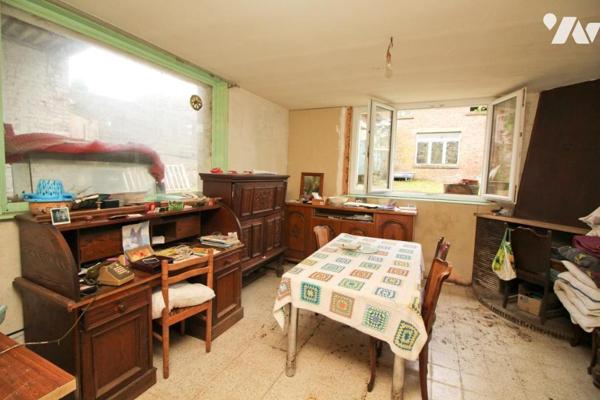 Ensemble immobilier à rénover.