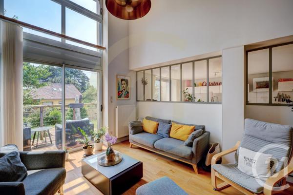 Appartement Duplex à vendre  6 pièces - 156,34 m2 ST CYR AU MONT D OR - 69