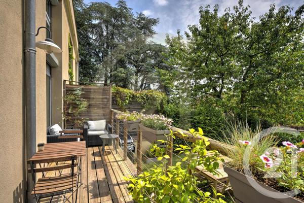 Appartement Duplex à vendre  6 pièces - 156,34 m2 ST CYR AU MONT D OR - 69