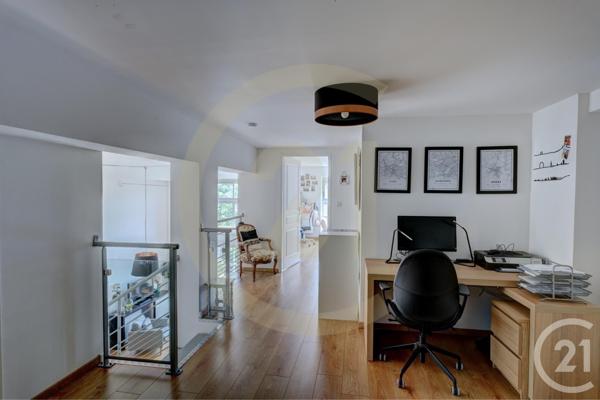 Appartement Duplex à vendre  6 pièces - 156,34 m2 ST CYR AU MONT D OR - 69