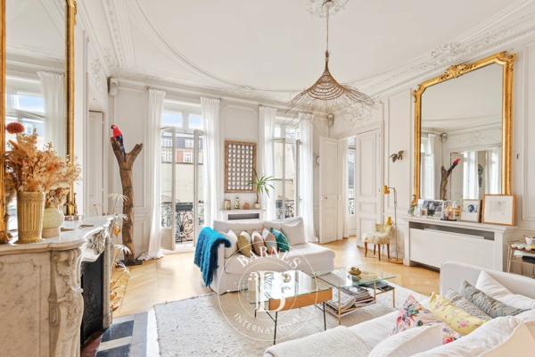 Paris 9ème, Appartement 4 Chambres -  182 m² à vendre