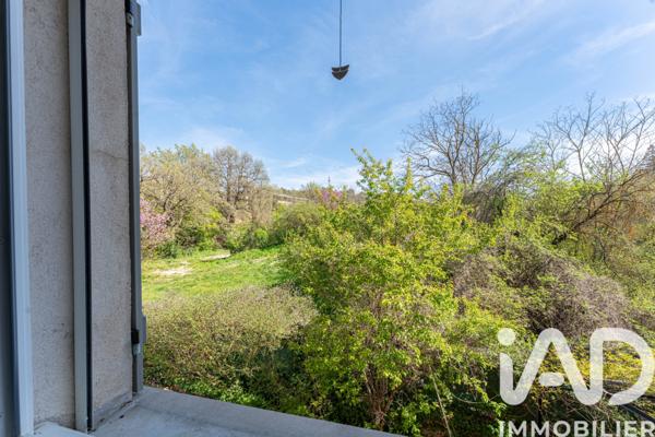 Maison à vendre 10 pièces 250 m² Aix-en-Provence