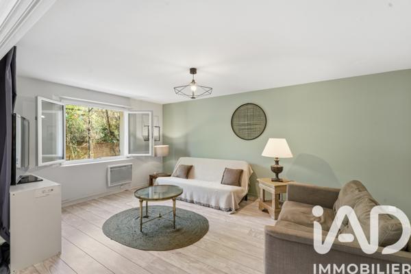 Maison à vendre 10 pièces 250 m² Aix-en-Provence