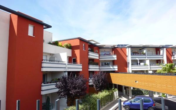 Appartement à louer    1 pièce •  Agde