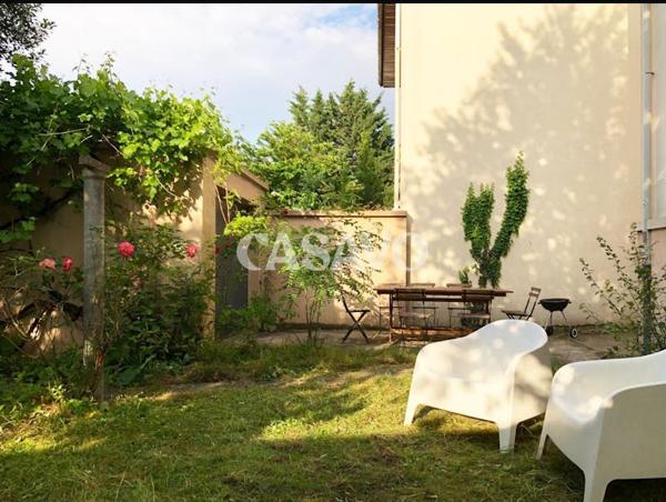 Vente Maison 17 pièces de 250m² - 93130 Noisy-le-Sec