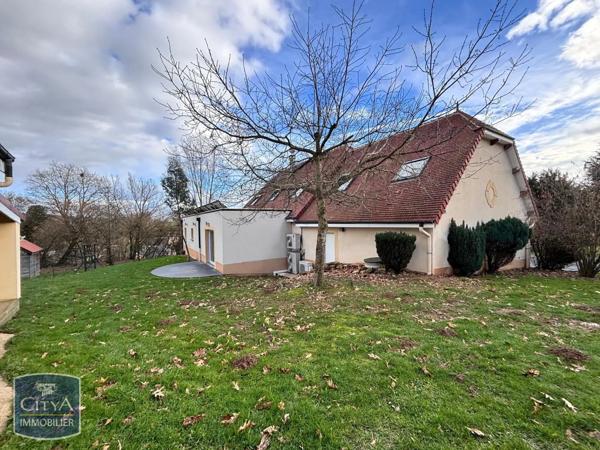 Maison à vendre 10 pièces 239.6m²