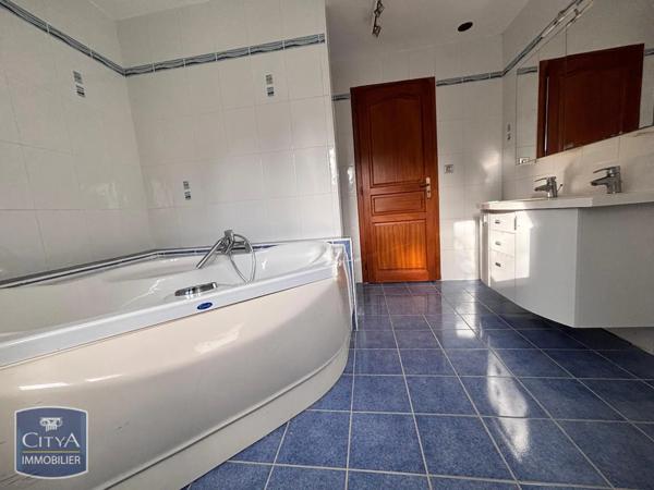 Maison à vendre 10 pièces 239.6m²