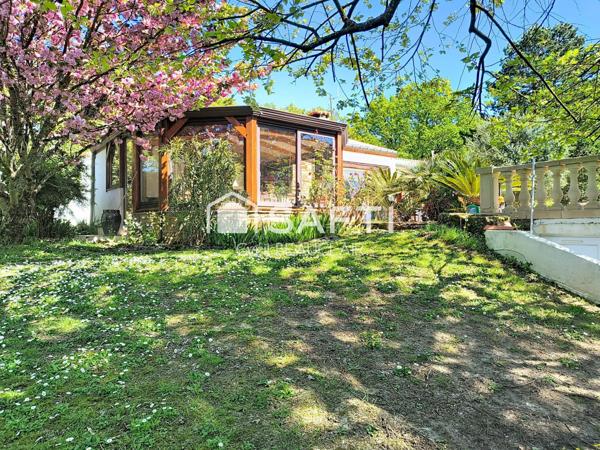 Maison spacieuse dans son écrin de verdure