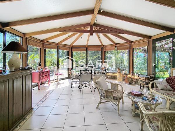 Maison spacieuse dans son écrin de verdure