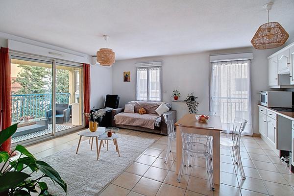 A VENDRE - Appartement Draguignan 3 pièces 64 m2 avec TERRASSE, GARAGE ET PARKING