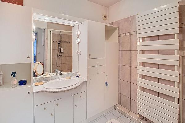 A VENDRE - Appartement Draguignan 3 pièces 64 m2 avec TERRASSE, GARAGE ET PARKING