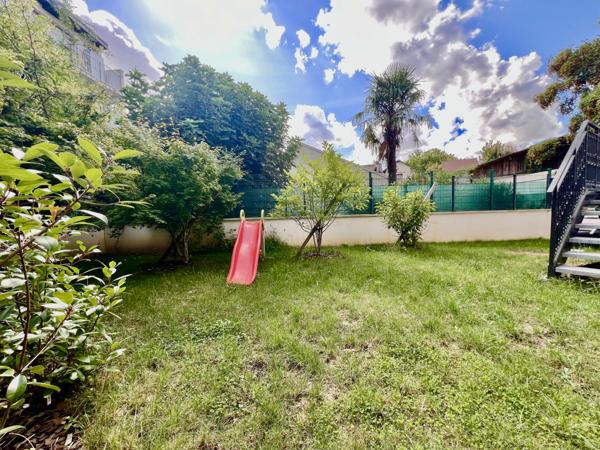Clamart (92140) Appartement de 61m2 avec balcon et jardin au calme