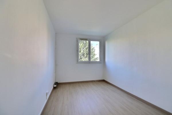 Appartement  4 pieces Taverny + cave + place de parking