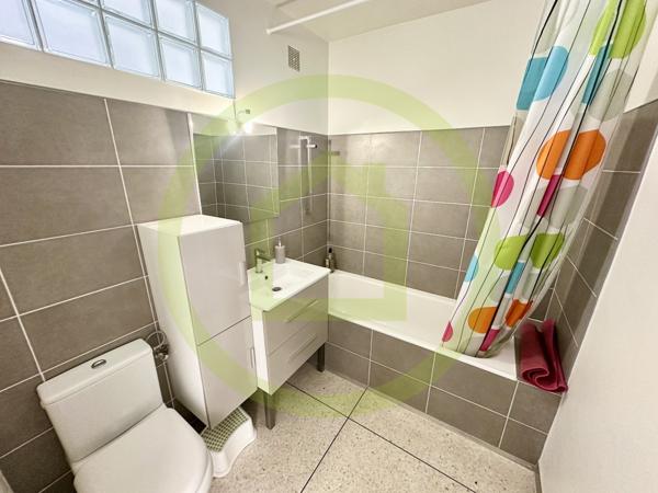 Appartement à SAINT MANDRIER SUR MER (83430)