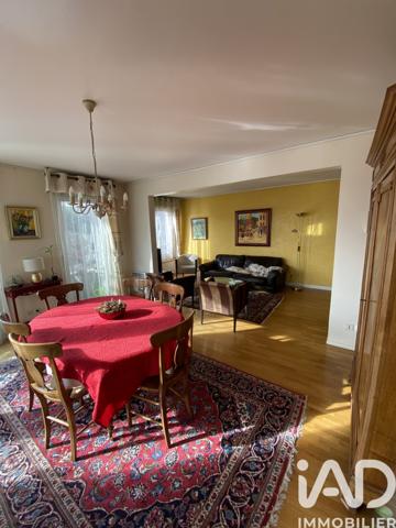 Appartement à vendre 5 pièces 122 m² Suresnes
