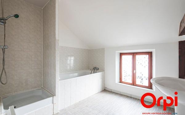 Maison à vendre    4 pièces •  Crécy-sur-Serre