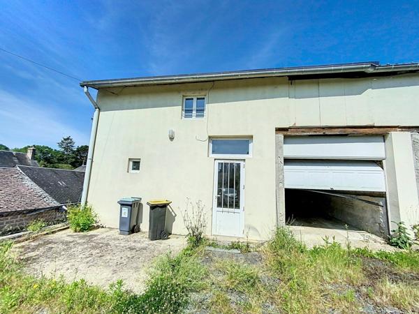 Immeuble à vendre    9 pièces •  Château-Renault