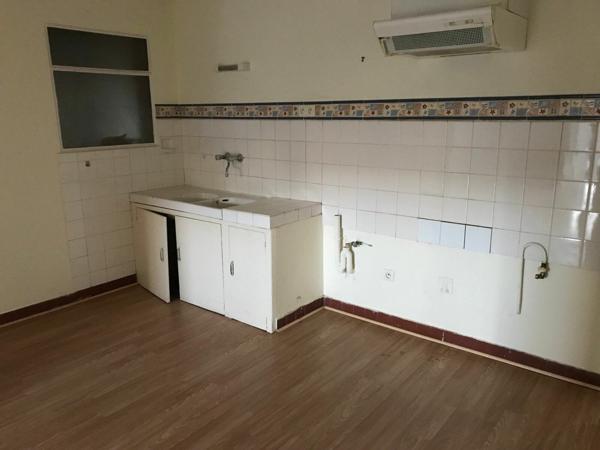 Immeuble à vendre    9 pièces •  Château-Renault