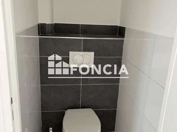 Location Appartement 4 pièces 71.3 m² - 14 RUE MARCEL SEMBAT Saint-etienne 42100