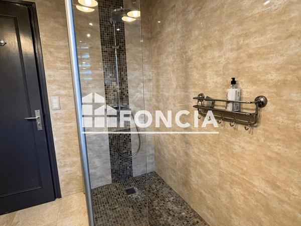 À vendre Maison 8 pièces 229 m² - Niort 79000