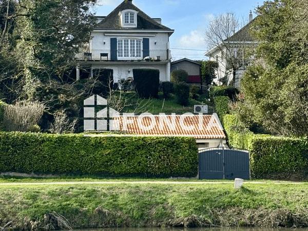 À vendre Maison 8 pièces 229 m² - Niort 79000