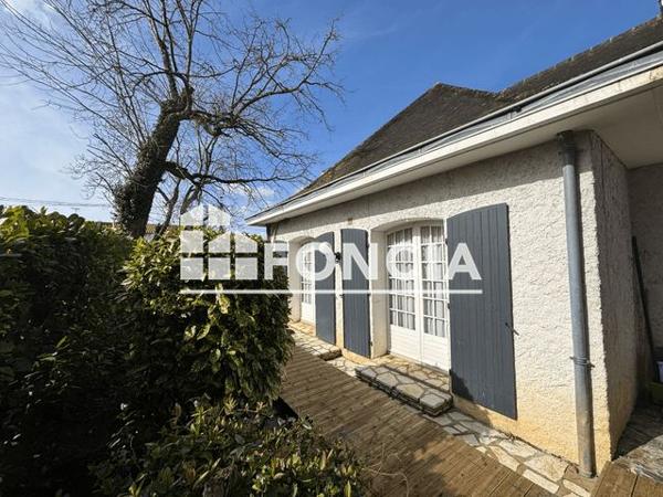 À vendre Maison 8 pièces 229 m² - Niort 79000