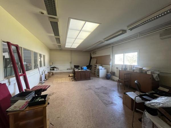 Dépôt de 547 m² modulables
