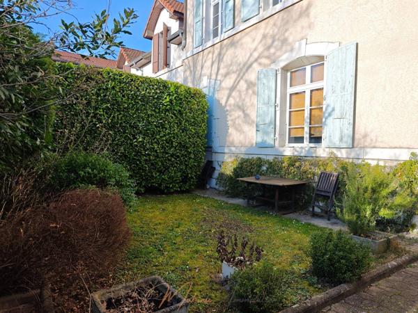 Appartement 2 pièces 60.8m² à vendre à Ferney-Voltaire 01210