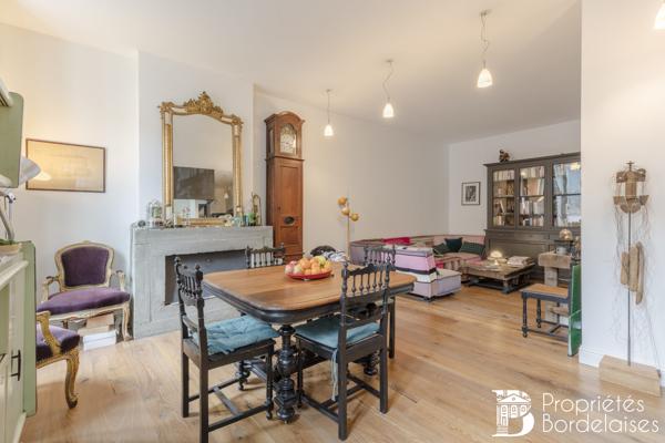 Immeuble Bordeaux Victoire Capucins, en pierre rénové, 230 m² en 6 lots