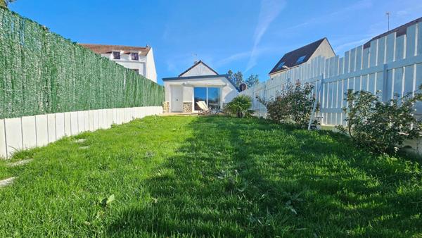 Maison à vendre    5 pièces • 122,25 m2 Émerainville