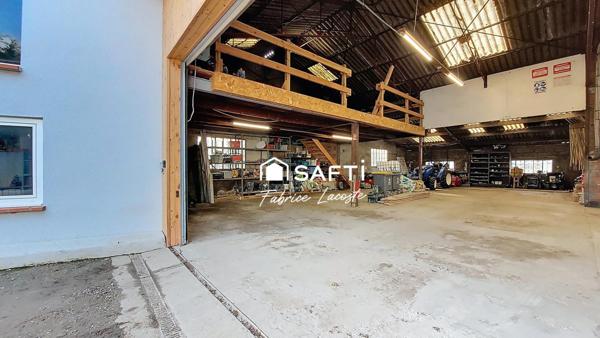 Entrepôt/Atelier/Bâtiment industriel - 378 m²