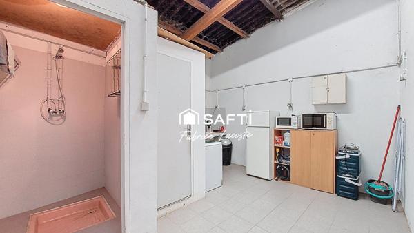 Entrepôt/Atelier/Bâtiment industriel - 378 m²