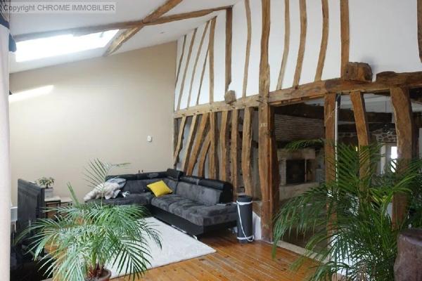 Vente                                                      Maison
                        
                     6 pièces                      142 m2                     à Casteljaloux