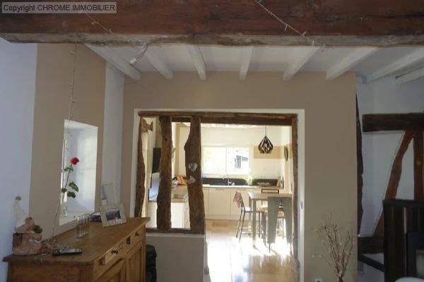 Vente                                                      Maison
                        
                     6 pièces                      142 m2                     à Casteljaloux