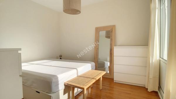 A LOUER APPARTEMENT MEUBLÉ TYPE 3 POITIERS HYPER CENTRE QUARTIER MAGENTA 2 CHAMBRES GRAND BALCON