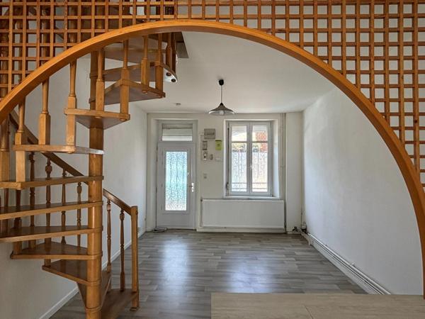 🏠 À vendre – Charmante maison thiérachienne 2 pièces – 53 m² – Fourmies (59610)
