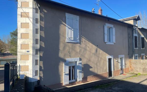 Immeuble à vendre    10 pièces • 207 m2 Saint-Junien