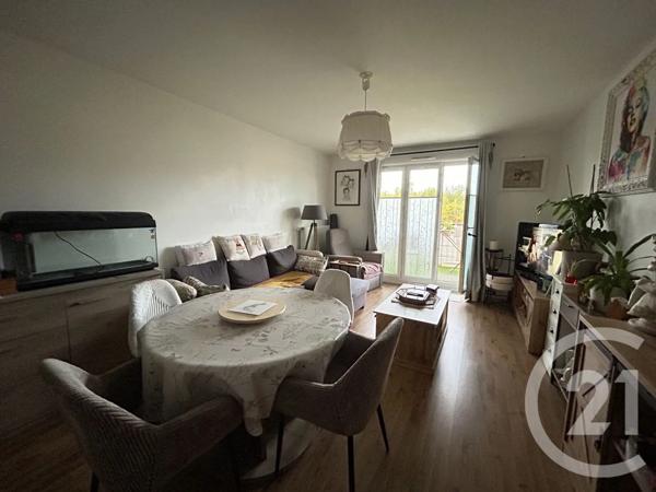 Appartement F3 à vendre  3 pièces - 62 m 2   EVREUX  - 27