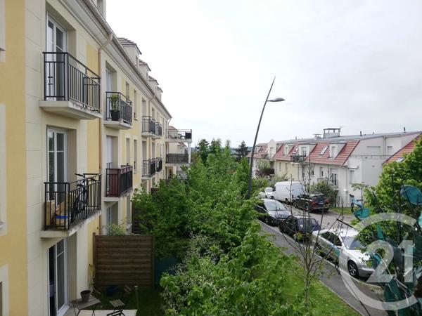 Appartement F3 à vendre  3 pièces - 62 m 2   EVREUX  - 27