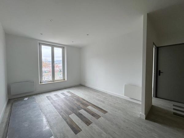 Location Appartement 3 pièces 54 m2 à Saint-Étienne