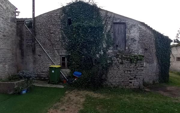 Maison à vendre    3 pièces •  Saint-Pierre-d'Oléron