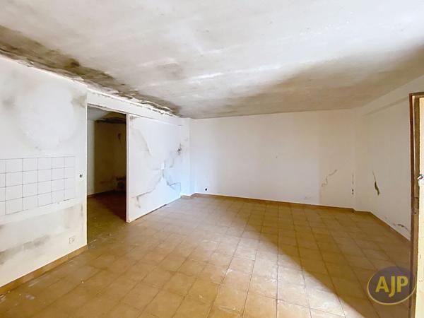Appartement à vendre Lesparre Medoc - 2 pièces, 48m² avec 1 chambre(s) à 44 500€ - AJP Lesparre Immobilier