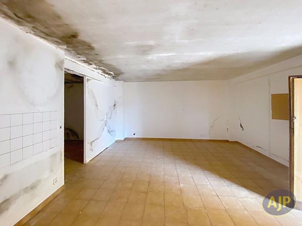 Appartement à vendre Lesparre Medoc - 2 pièces, 48m² avec 1 chambre(s) à 44 500€ - AJP Lesparre Immobilier