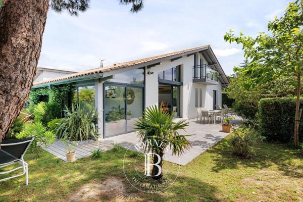 Anglet, Maison 4 Chambres -  260 m² à vendre