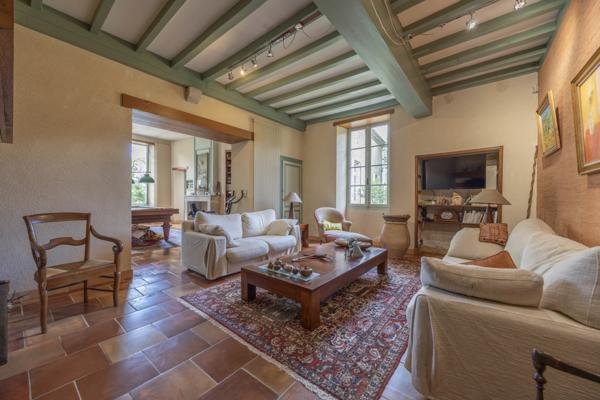 Maison pittoresque au bord des canaux avec accès direct à l’eau
