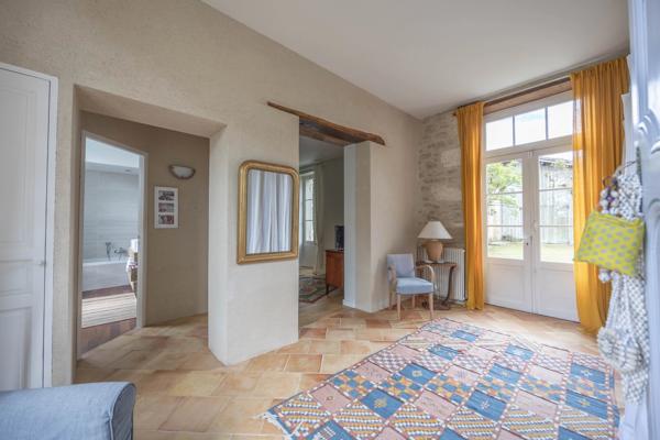 Maison pittoresque au bord des canaux avec accès direct à l’eau