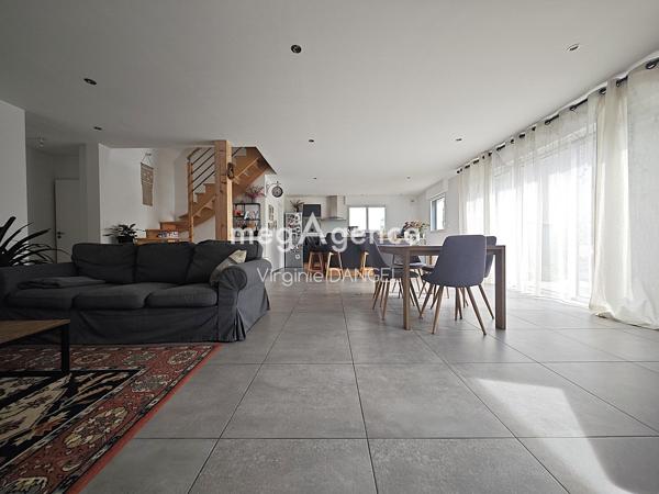 Maison à VANNES, 56000 - 5 pièces 120m²