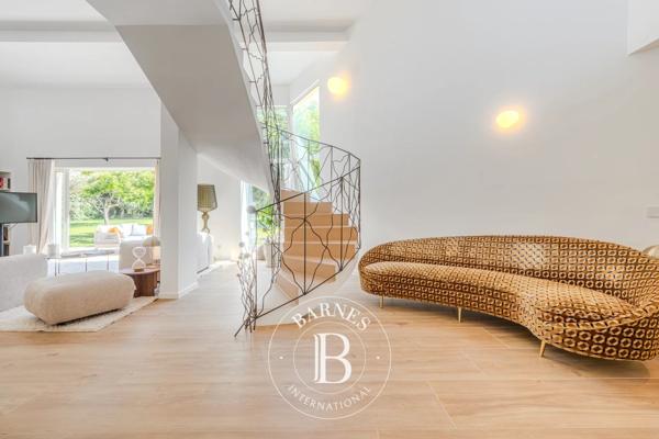 Aix-en-Provence, Maison 5 Chambres -  249 m² à vendre